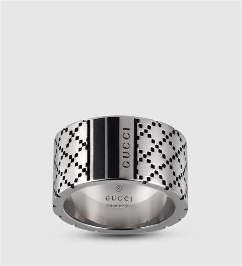 Anello in argento sterling GUCCI da uomo .